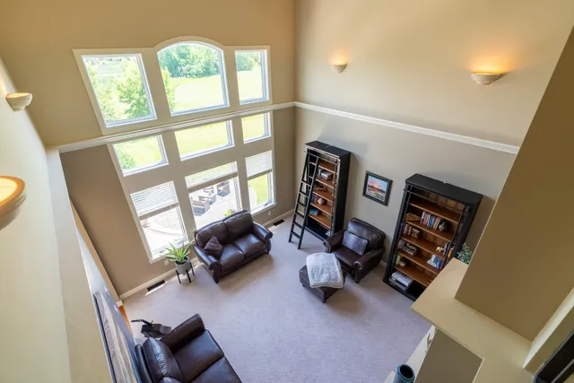 $1,150,000 | 60515 235th Street, Madison Lake, MN 56063