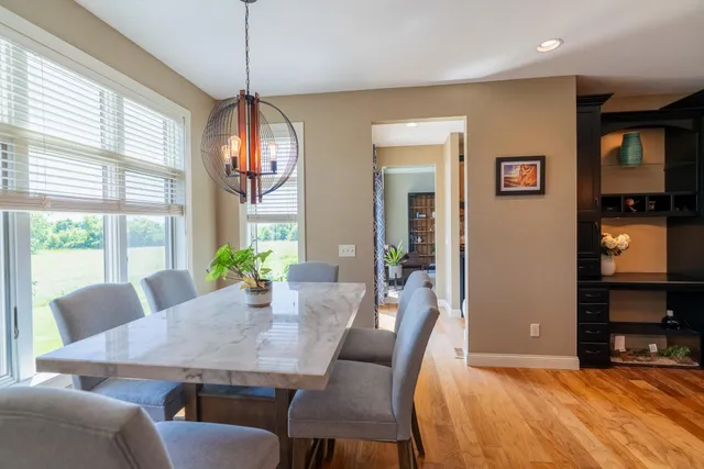 $1,100,000 | 60515 235th Street, Madison Lake, MN 56063