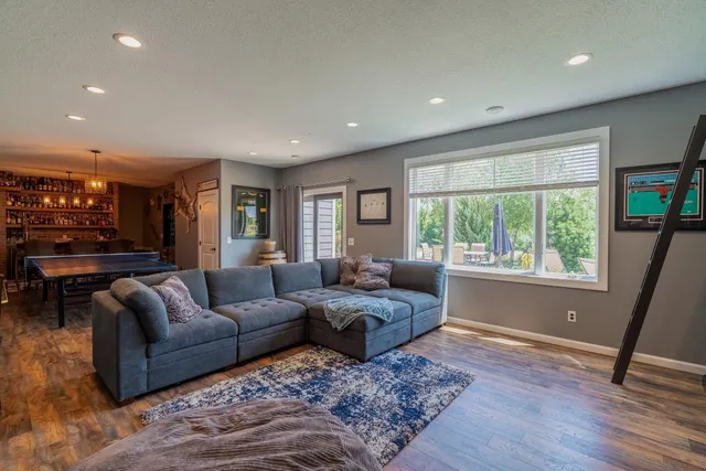 $1,150,000 | 60515 235th Street, Madison Lake, MN 56063