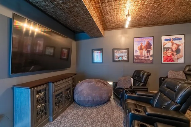 $1,150,000 | 60515 235th Street, Madison Lake, MN 56063