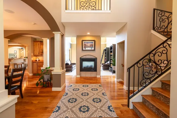 $1,100,000 | 60515 235th Street, Madison Lake, MN 56063