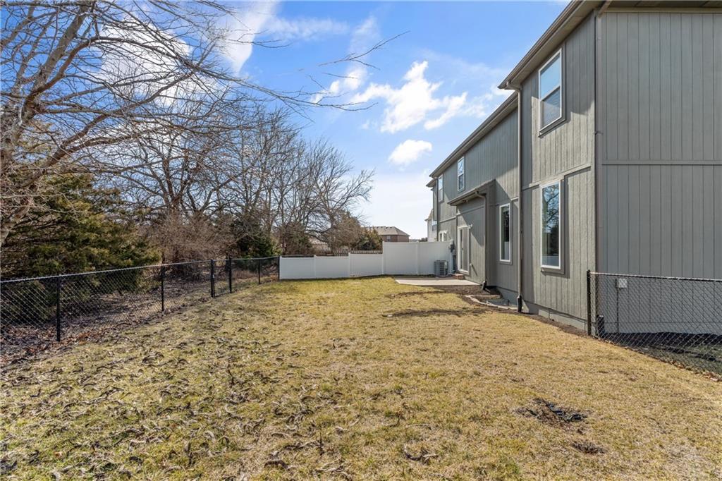 7529 McCoy Street Shawnee, KS 66227 - Photo 22 of 24
