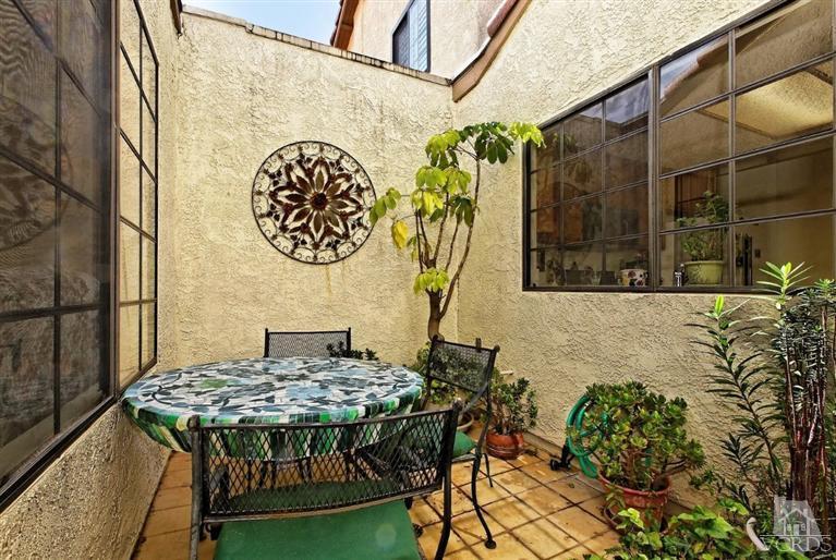 680 Cartpath Place Simi Valley, CA 93065 - Photo 8 of 25 Additional Photo
