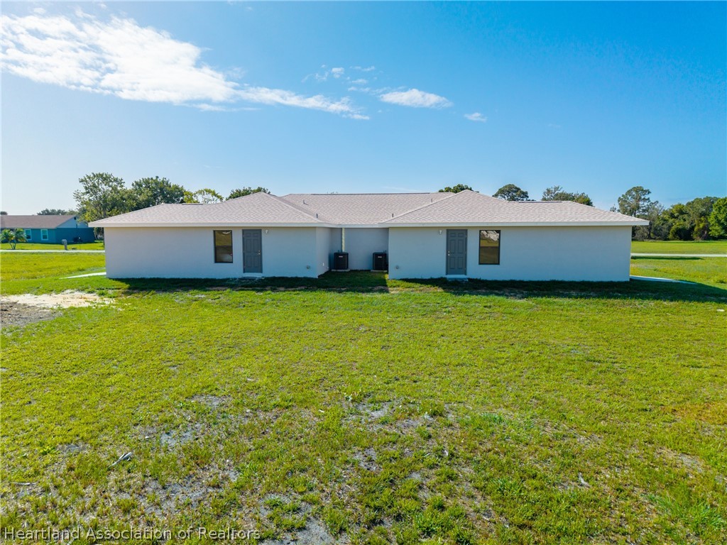 6301 Candler Terrace Sebring, FL 33876 - Photo 3 of 39