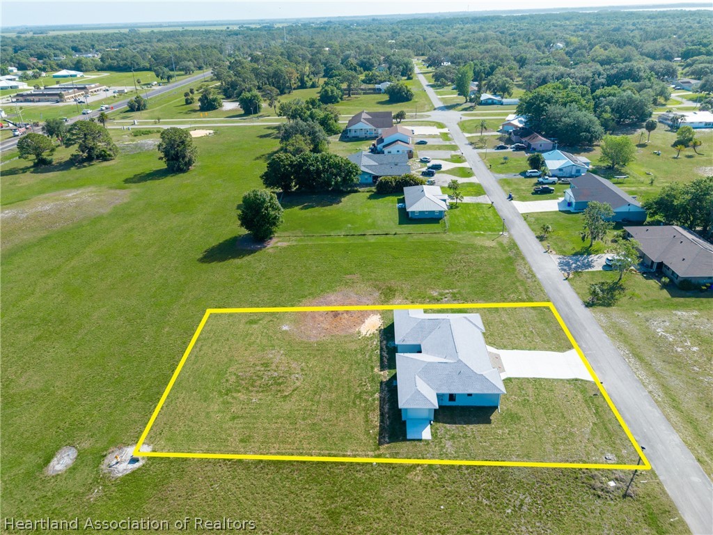 6301 Candler Terrace Sebring, FL 33876 - Photo 33 of 39