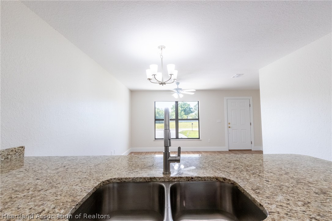 6301 Candler Terrace Sebring, FL 33876 - Photo 9 of 39