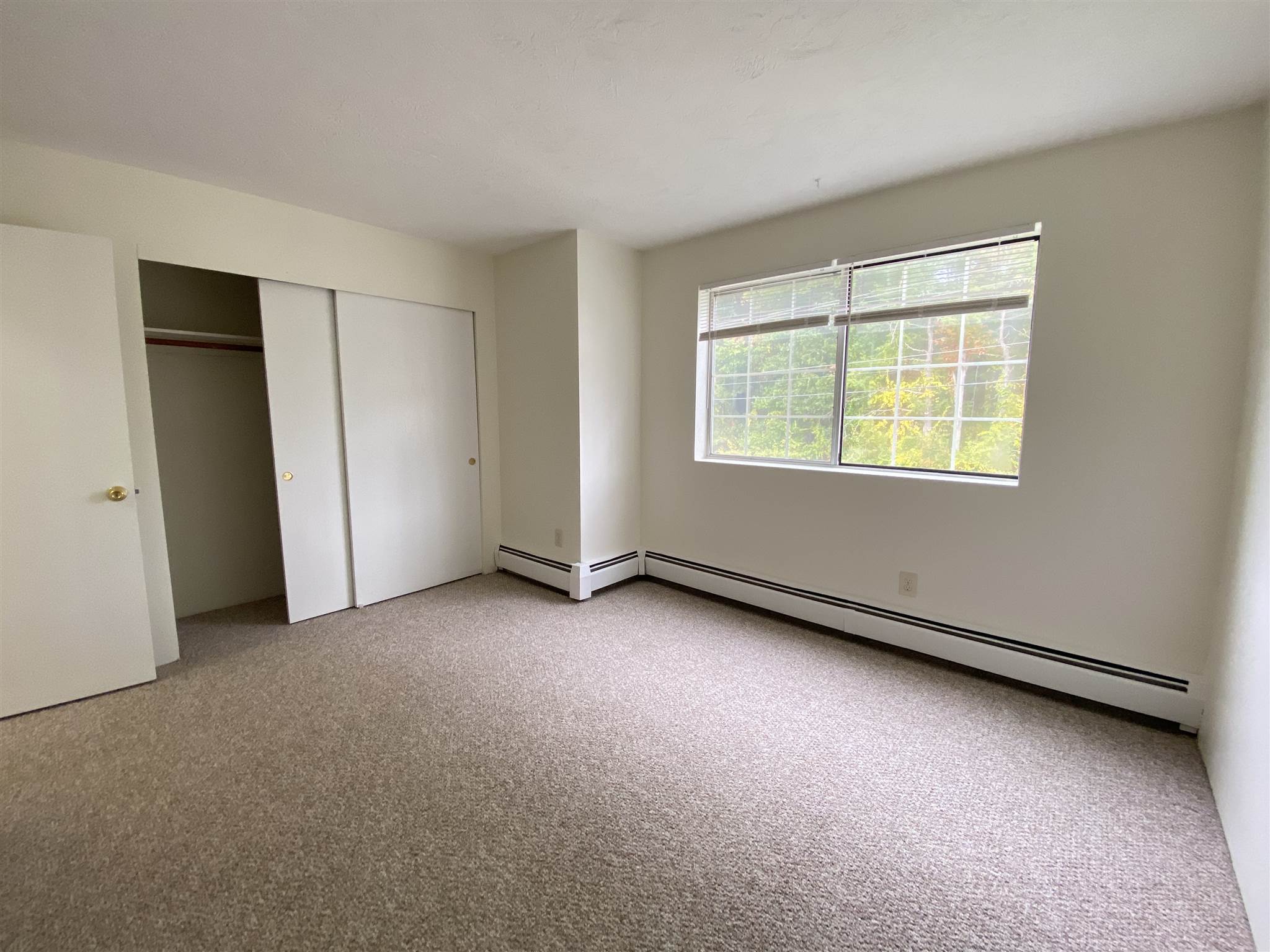 383 Huse Road, Unit 9 Manchester, NH 03103 - Photo 19 of 39