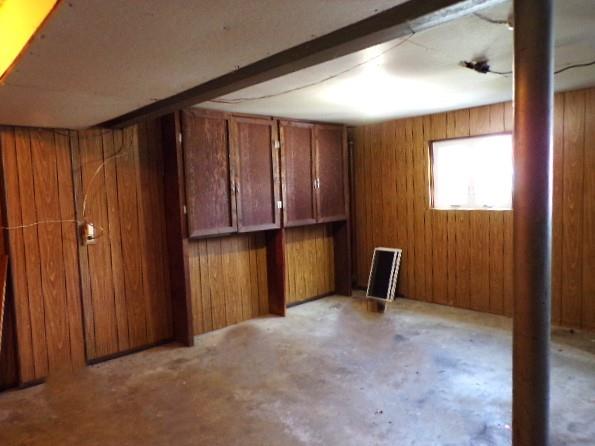114 Duncan Circle Beaver, PA 15009 - Photo 27 of 30 a view of an empty room and window