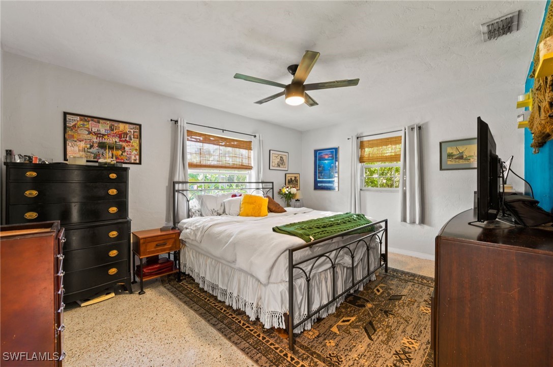 1424 Byron Road Fort Myers, FL 33919 - Photo 12 of 21 Gallery Image 12