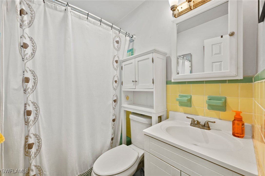 1424 Byron Road Fort Myers, FL 33919 - Photo 14 of 21 Gallery Image 14