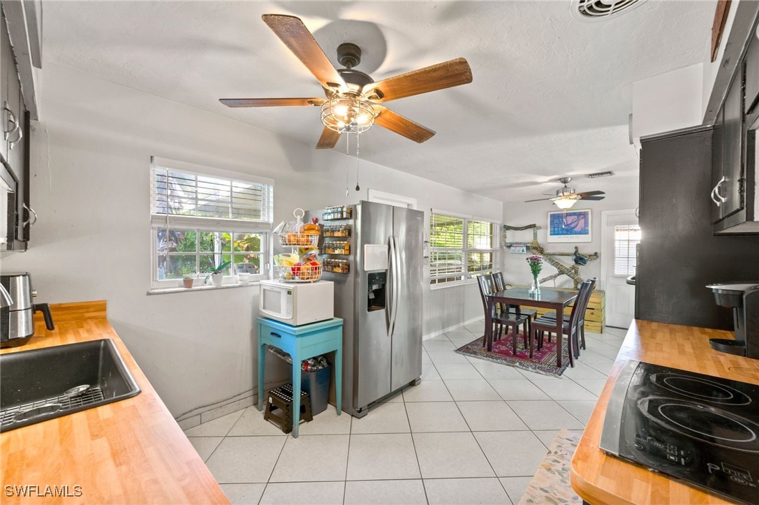 1424 Byron Road Fort Myers, FL 33919 - Photo 7 of 21 Gallery Image 7