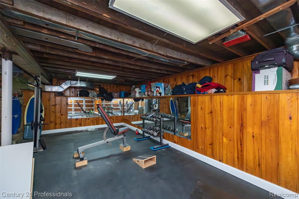 3251 Mann Road Clarkston, MI 48346 - Photo 23 of 30 Gallery Image 23