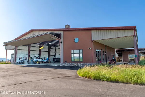 $2,300,000 | 1779 Falcon Lane, Driggs, ID 83422