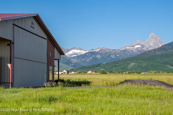$2,300,000 | 1779 Falcon Lane, Driggs, ID 83422
