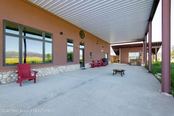 $2,300,000 | 1779 Falcon Lane, Driggs, ID 83422