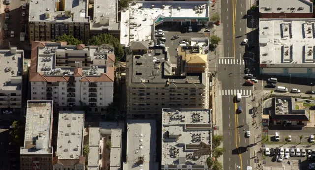 $910 | 1901 West 6th Street, Los Angeles, CA 90057