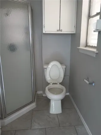 a bathroom with a toilet
