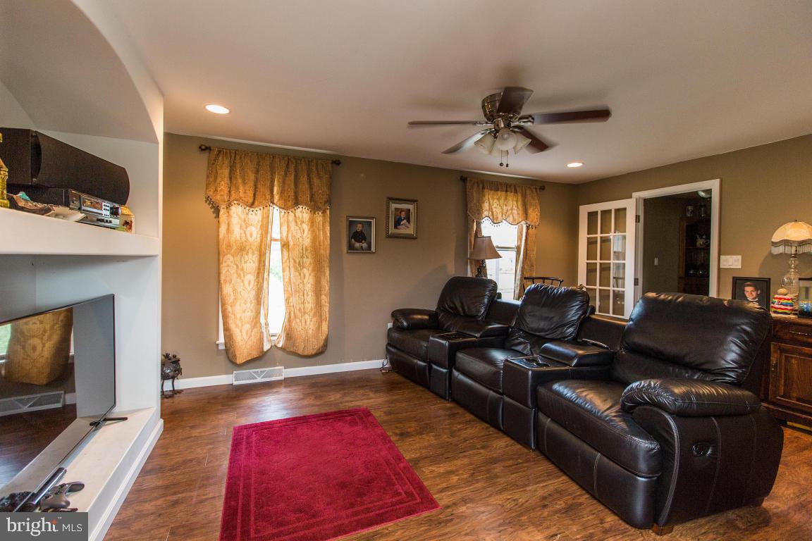 879 Hornig Road Lancaster, PA 17601 - Photo 17 of 57 Gallery Image 17