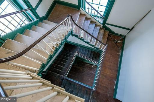 889 Butterfly Lane Frederick, MD 21703 - Photo 22 of 23 a view of entryway