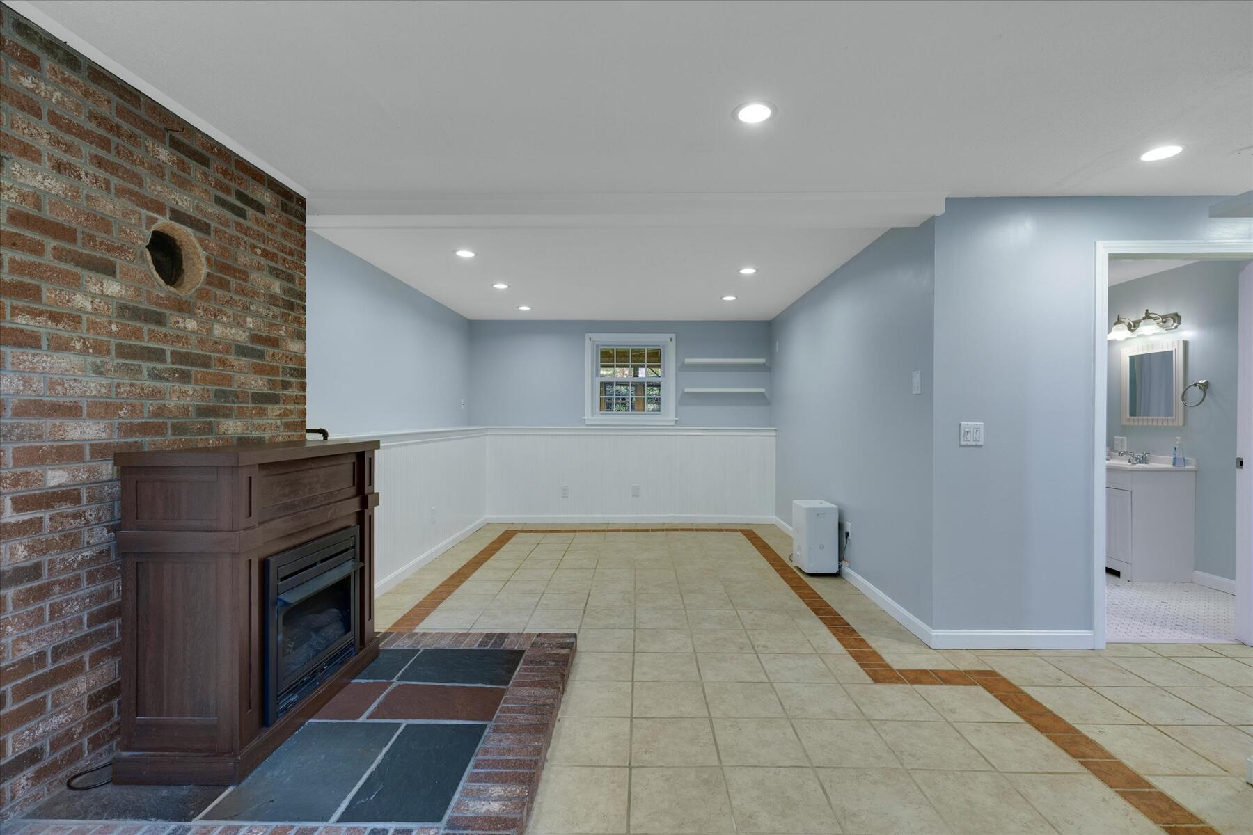 32 Crowell Road Sandwich, MA 02563 - Photo 30 of 45 41-MG_4849-r