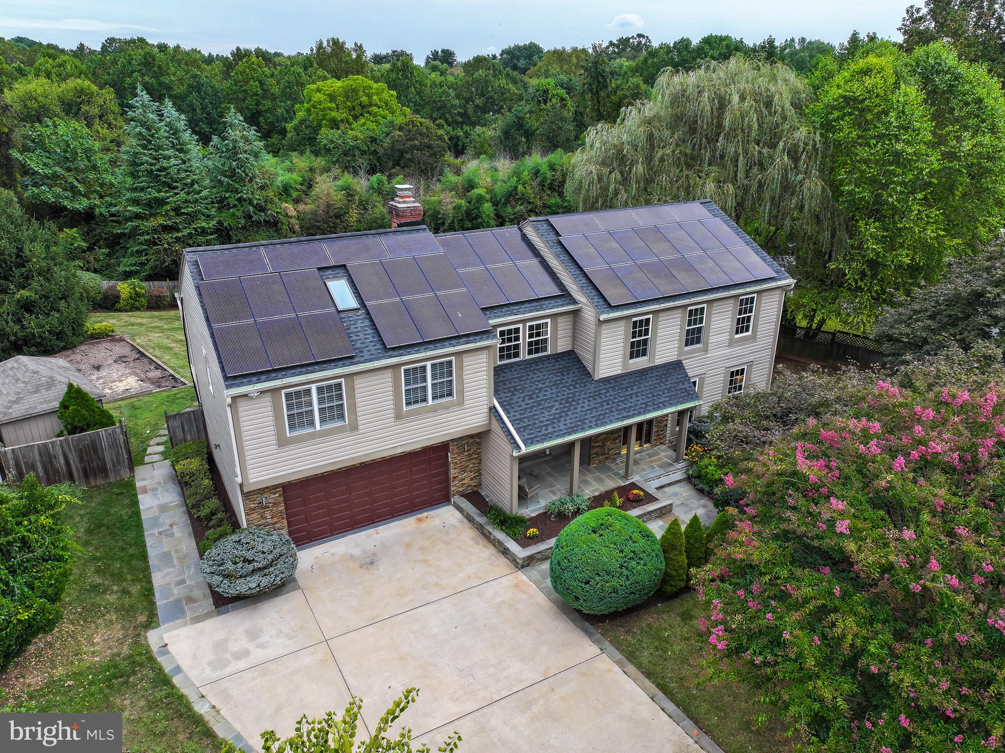 14205 Twig Road Silver Spring, MD 20905 - Photo 54 of 68 a aerial view of a house with a yard