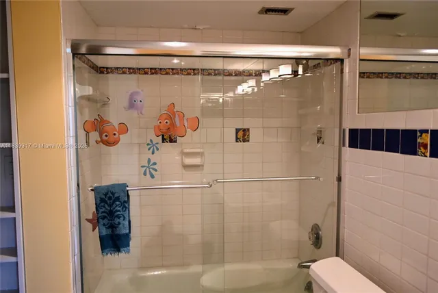 $239,000 | 2100 Sans Souci Boulevard, Unit E1, North Miami, FL 33181