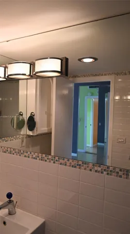 $239,000 | 2100 Sans Souci Boulevard, Unit E1, North Miami, FL 33181