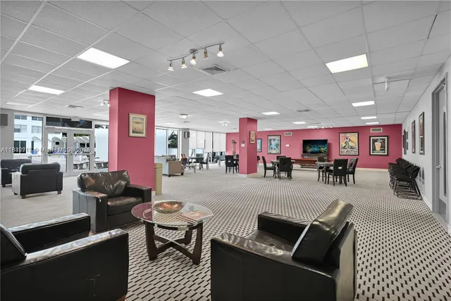 $239,000 | 2100 Sans Souci Boulevard, Unit E1, North Miami, FL 33181