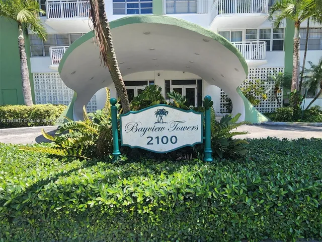 $239,000 | 2100 Sans Souci Boulevard, Unit E1, North Miami, FL 33181