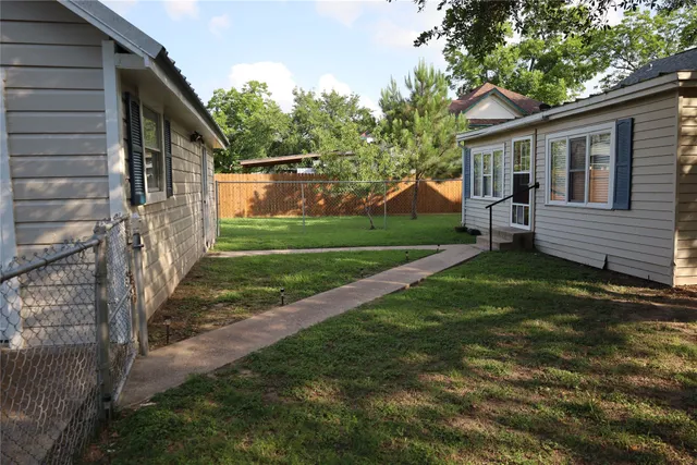 $159,500 | 603 Leon Street, Navasota, TX 77868