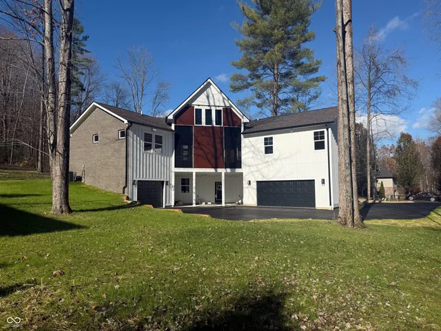 $825,000 | 3380 North Pine Song Drive, Martinsville, IN 46151