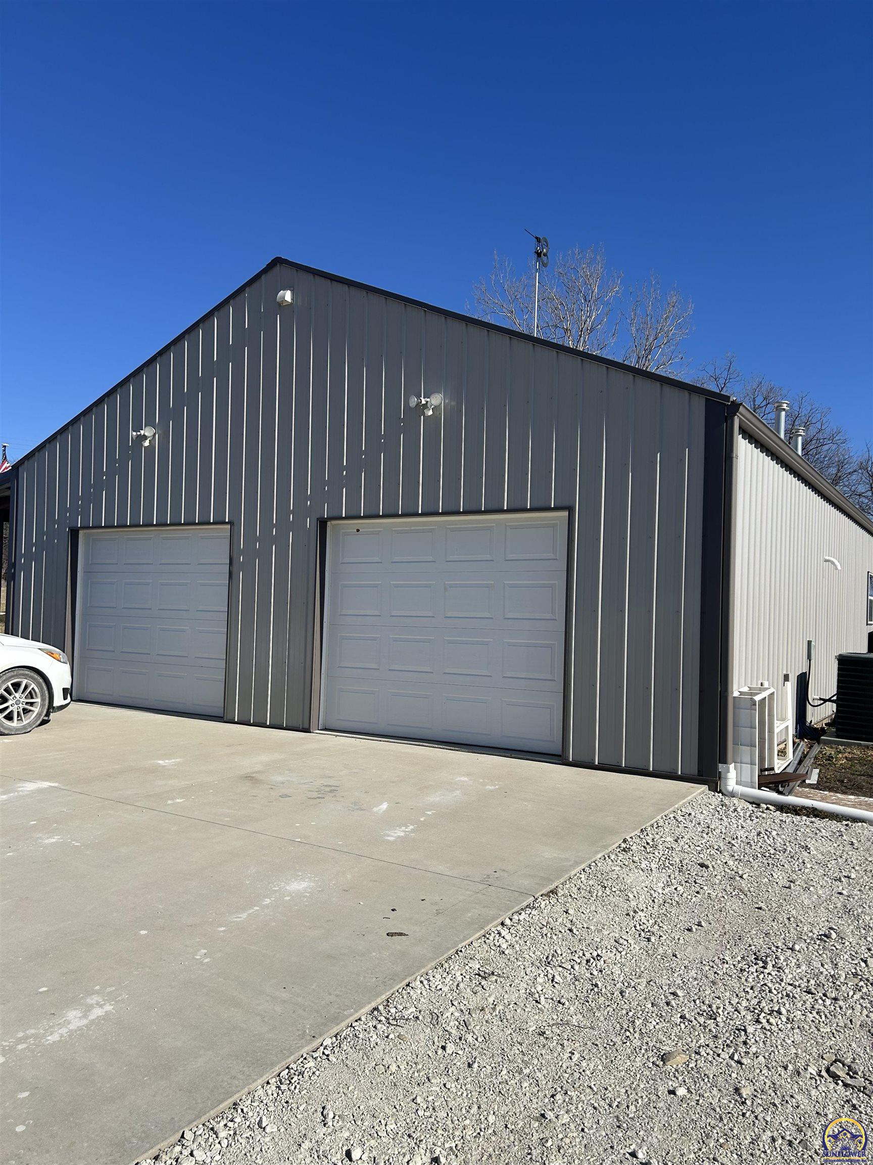15601 142nd Road Hoyt, KS 66440 - Photo 2 of 8