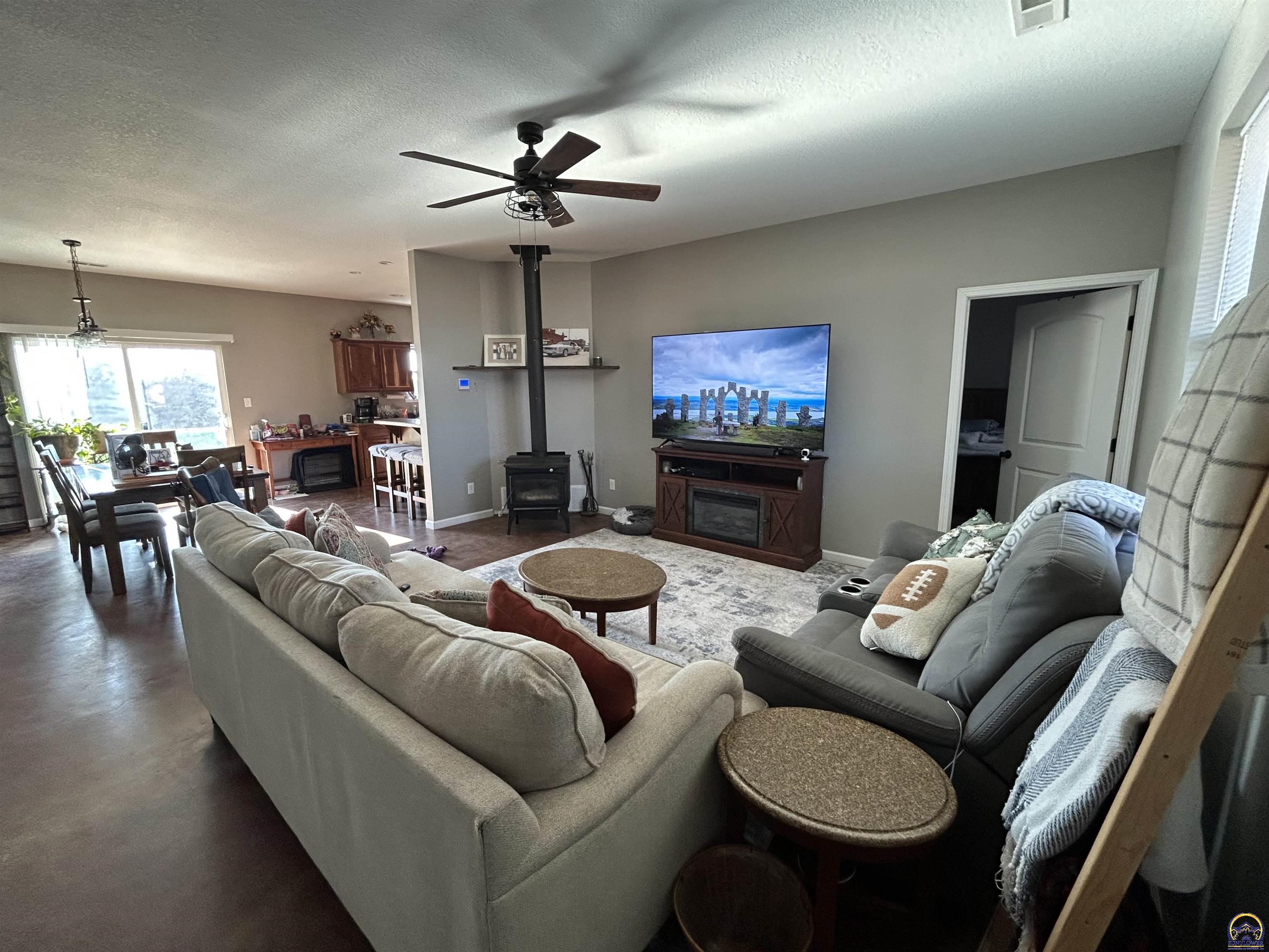 15601 142nd Road Hoyt, KS 66440 - Photo 6 of 8