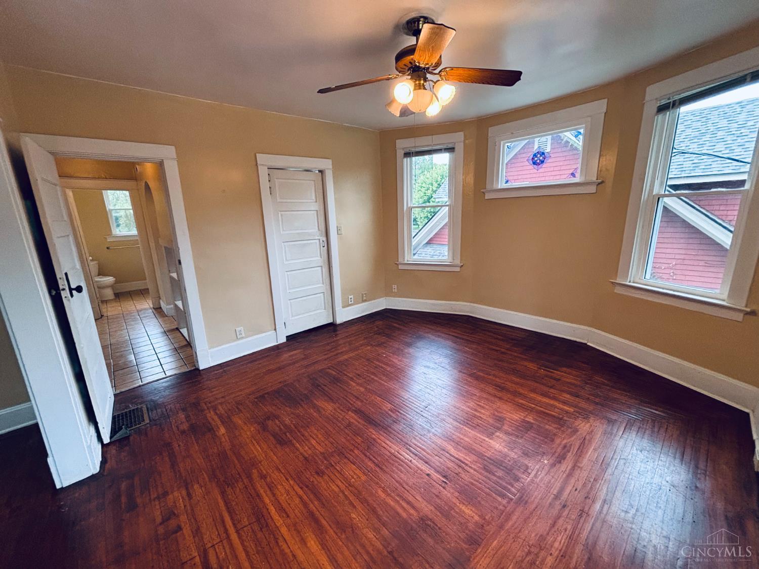 1831 West North Bend Road Cincinnati, OH 45224 - Photo 9 of 55