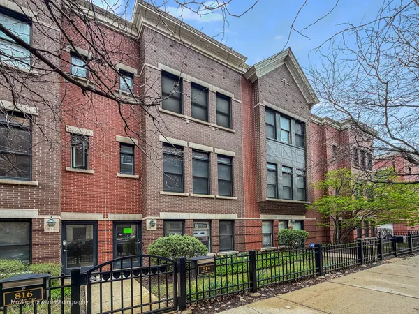 $526,500 | 814 West 15th Place, Chicago, IL 60608