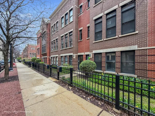 $526,500 | 814 West 15th Place, Chicago, IL 60608