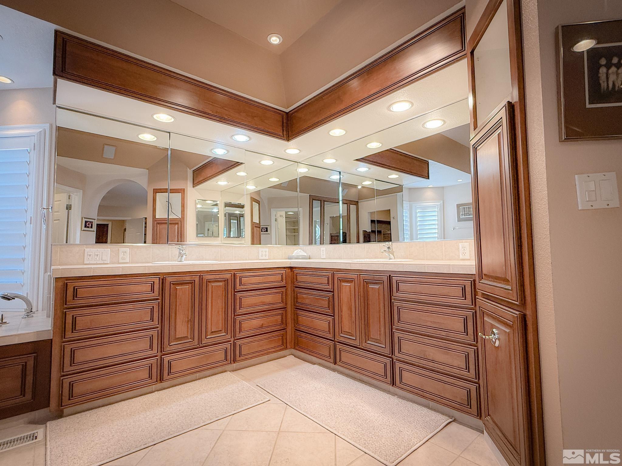 3775 Clover Way Reno, NV 89509 - Photo 20 of 40