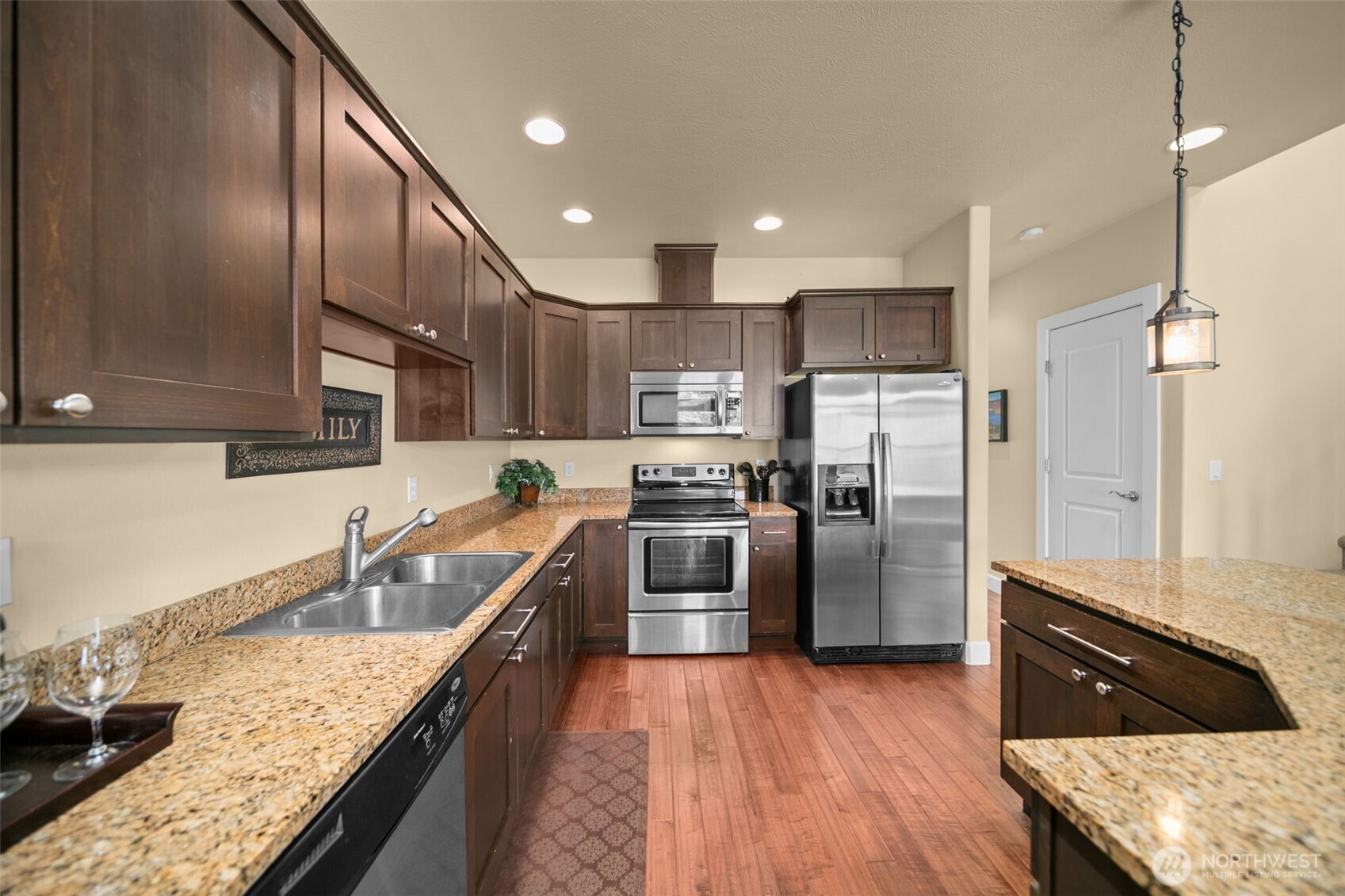23063 Sunserra Loop Quincy, WA 98848 - Photo 8 of 36