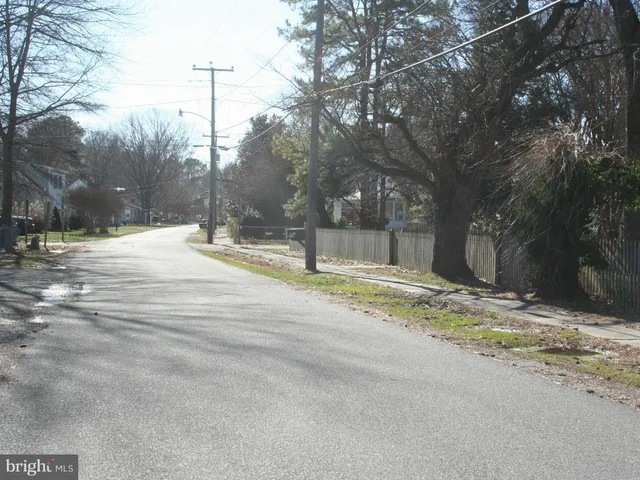 $1,500 | 809 Bancroft Avenue, Colonial Beach, VA 22443