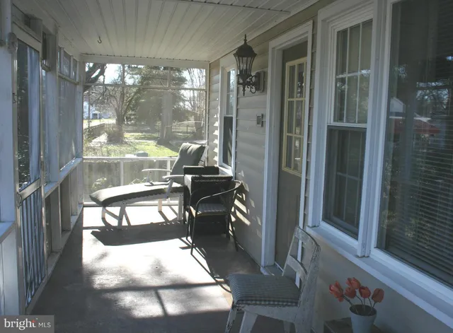 $1,500 | 809 Bancroft Avenue, Colonial Beach, VA 22443