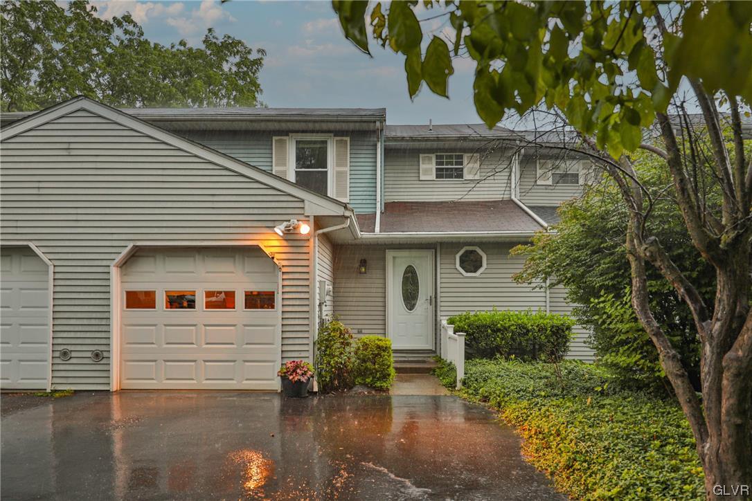 896 Briarstone Road Bethlehem, PA 18017 - Photo 1 of 25