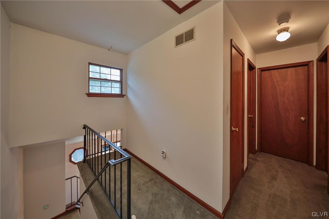 896 Briarstone Road Bethlehem, PA 18017 - Photo 13 of 25