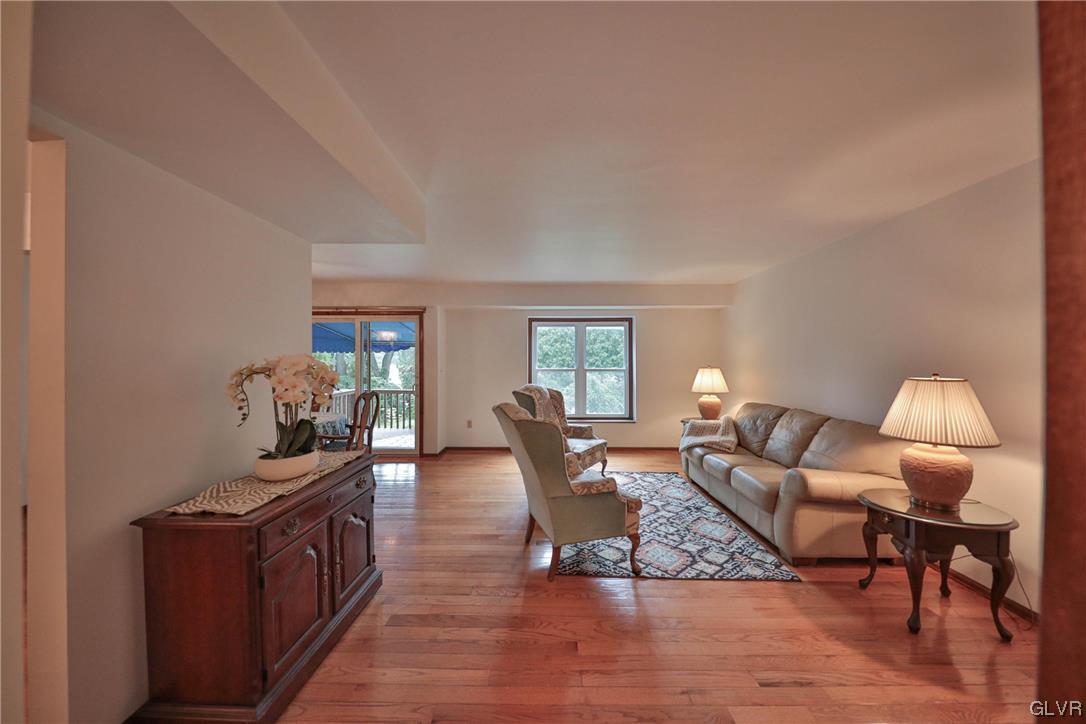 896 Briarstone Road Bethlehem, PA 18017 - Photo 10 of 25