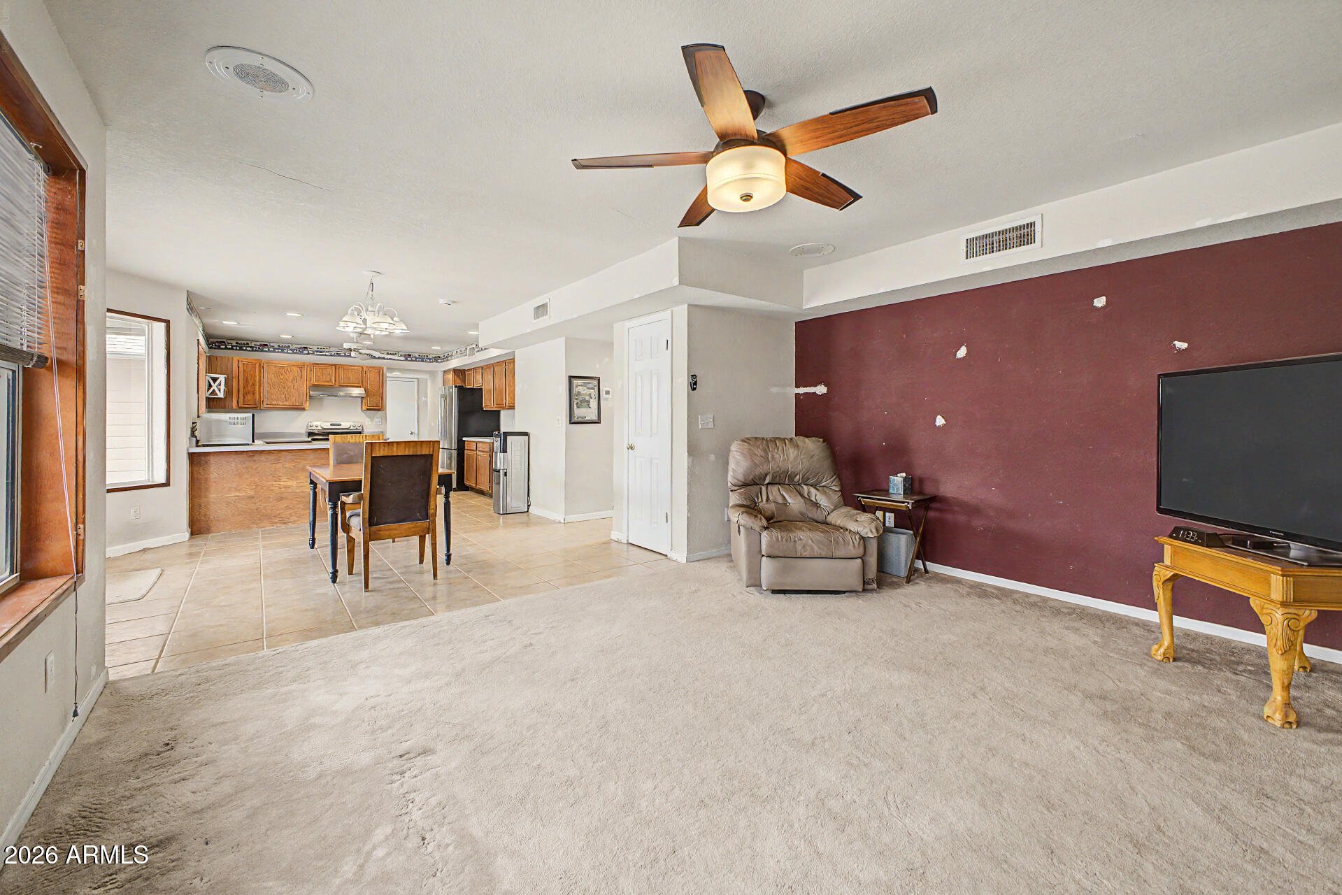 8807 West Williams Road Peoria, AZ 85383 - Photo 11 of 62 Living 2