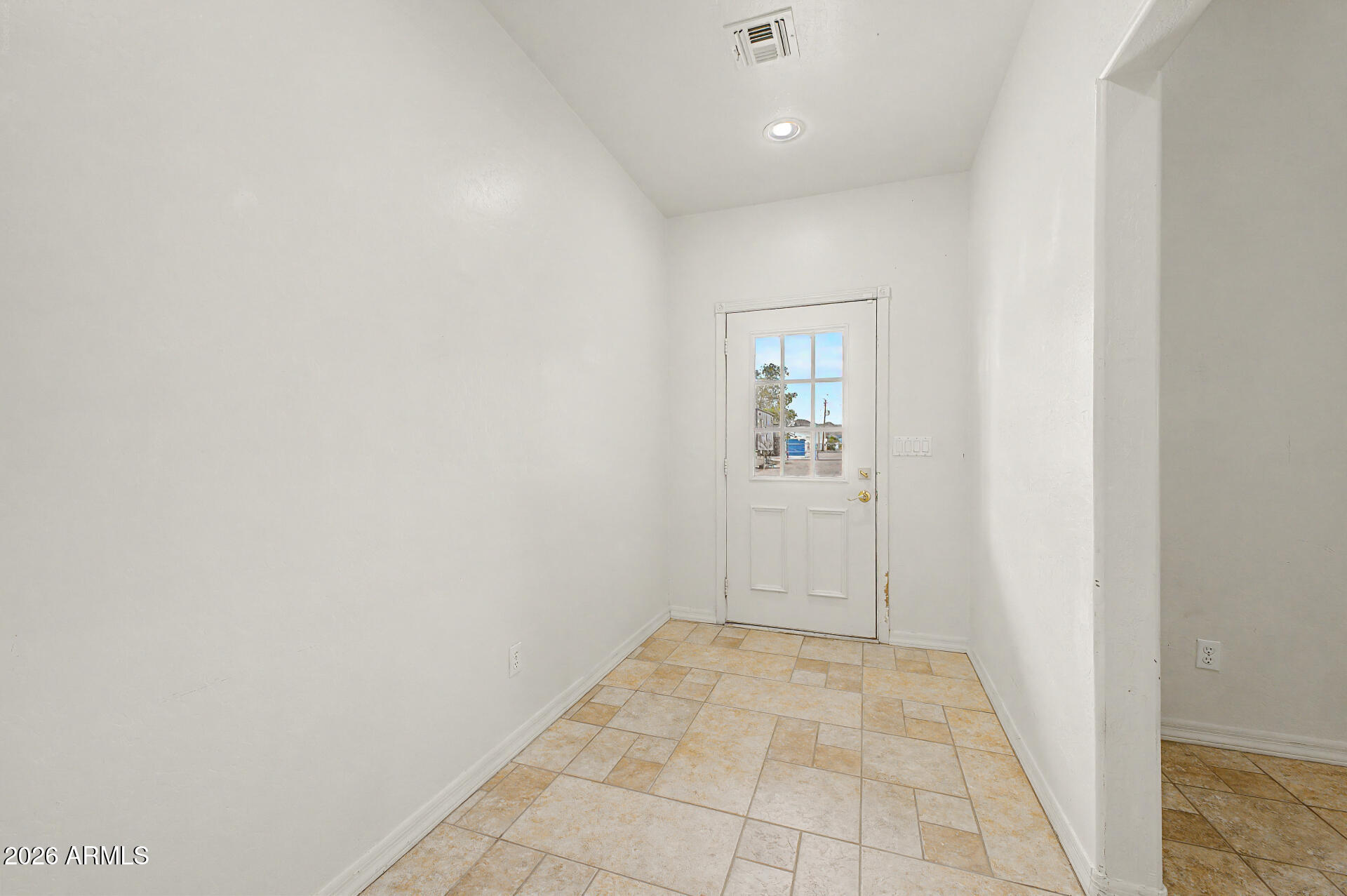 8807 West Williams Road Peoria, AZ 85383 - Photo 29 of 62 Backhouse Entry