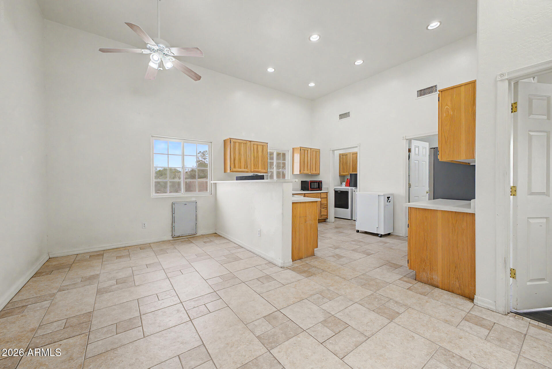 8807 West Williams Road Peoria, AZ 85383 - Photo 31 of 62 Backhouse Kitchen