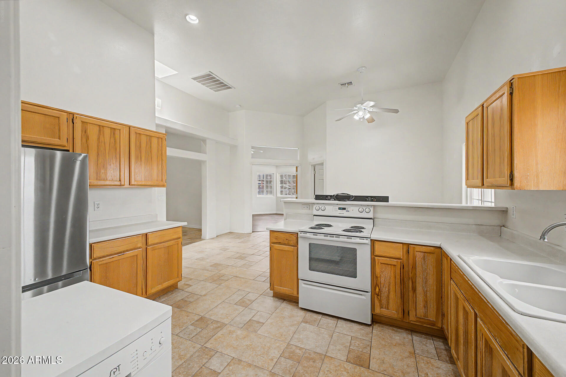 8807 West Williams Road Peoria, AZ 85383 - Photo 34 of 62 Backhouse Kitchen