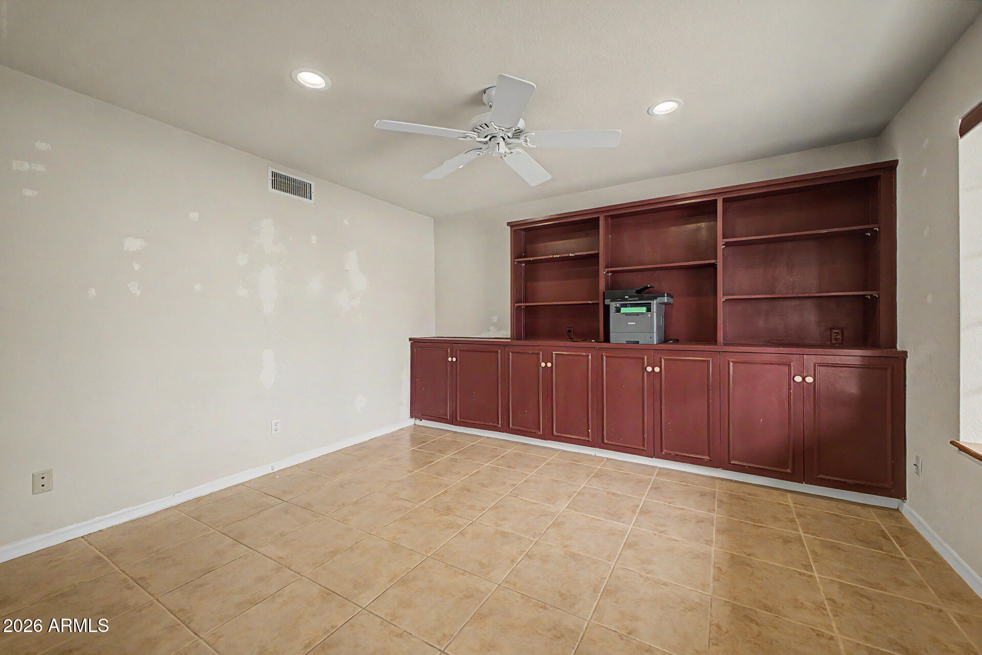 8807 West Williams Road Peoria, AZ 85383 - Photo 8 of 62 Den/Office