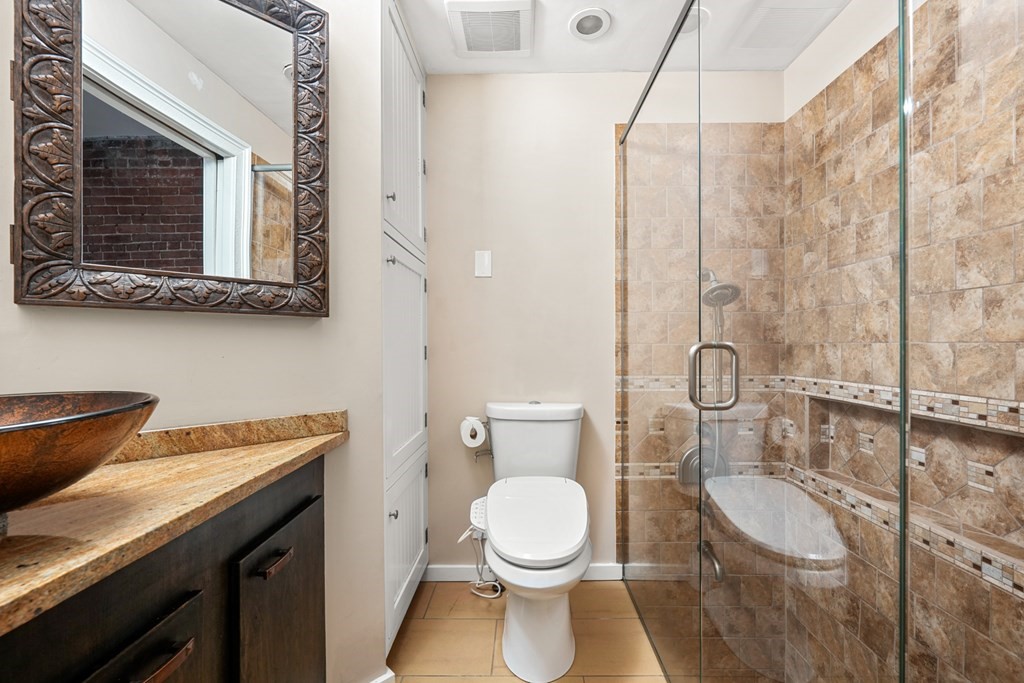 169 Beacon Street, Unit B4 Boston, MA 02116 - Photo 11 of 15