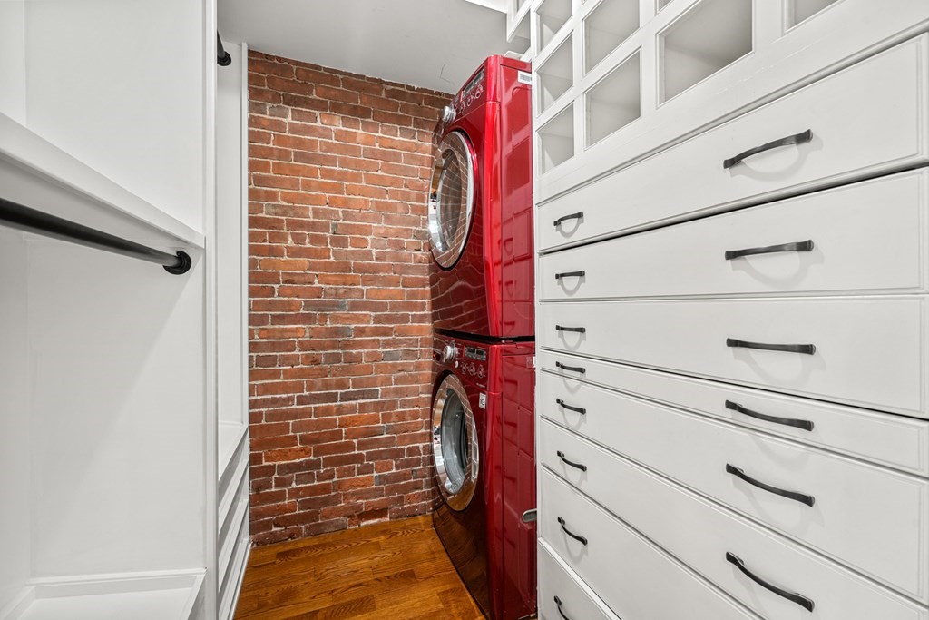 169 Beacon Street, Unit B4 Boston, MA 02116 - Photo 13 of 15